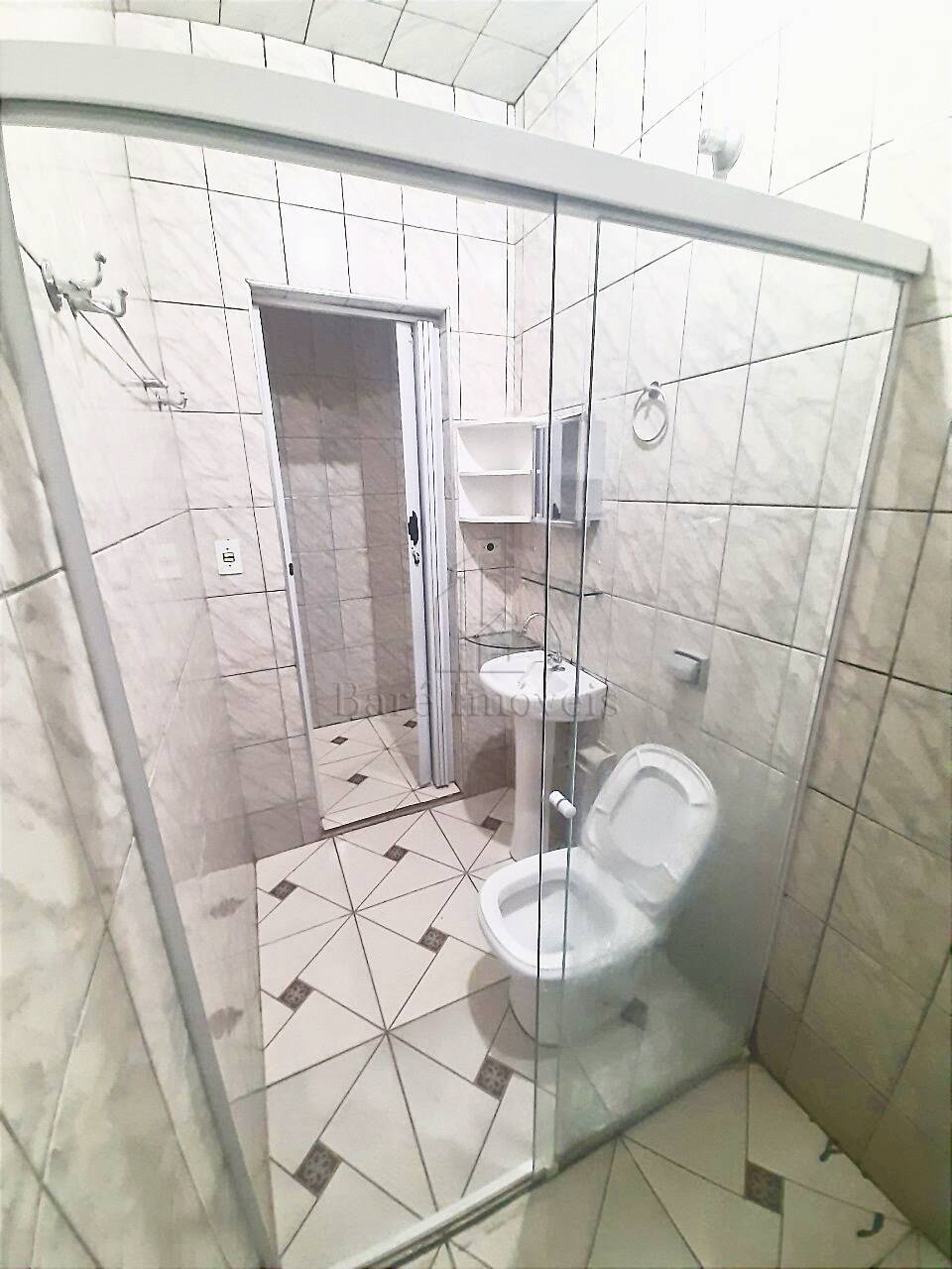 Sobrado à venda com 8 quartos, 243m² - Foto 63