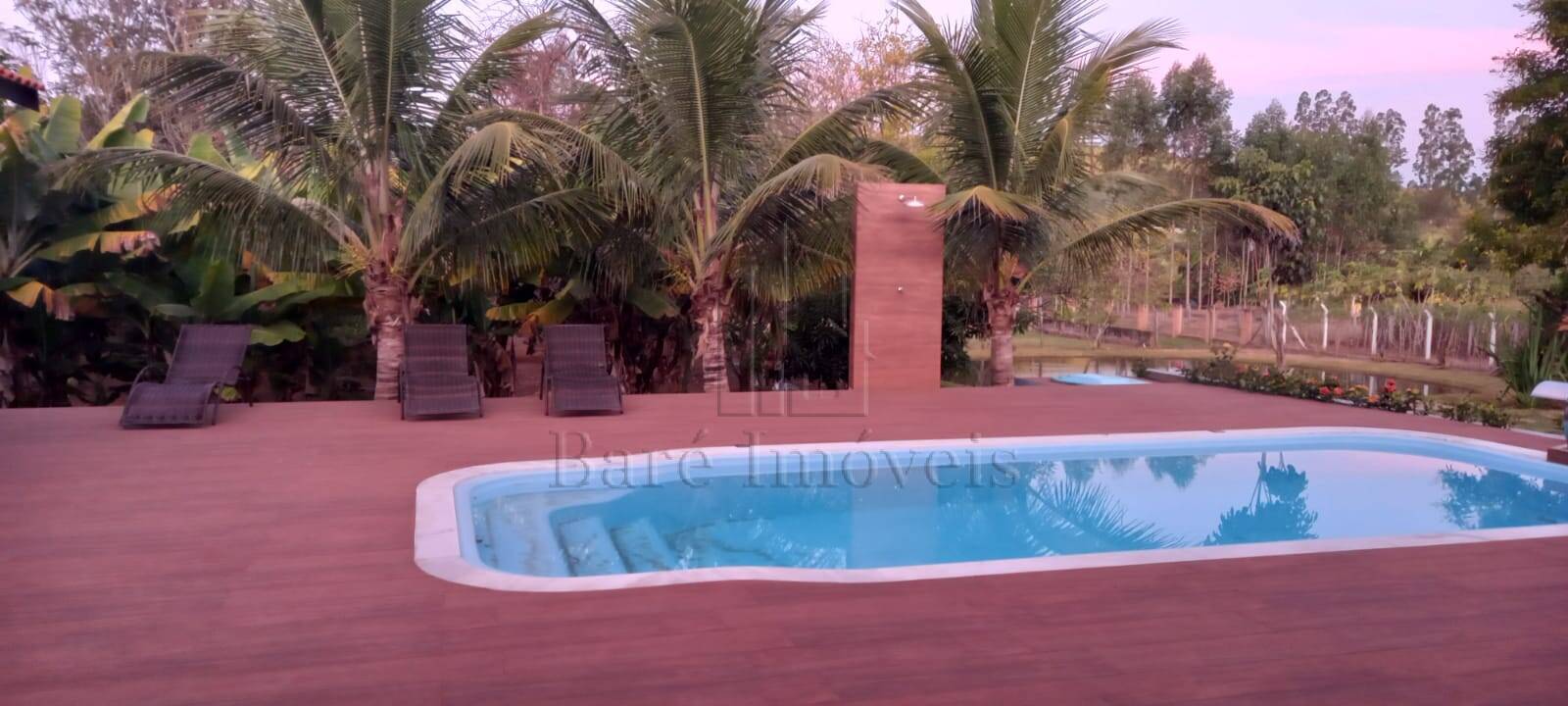 Chácara à venda com 4 quartos, 260m² - Foto 23