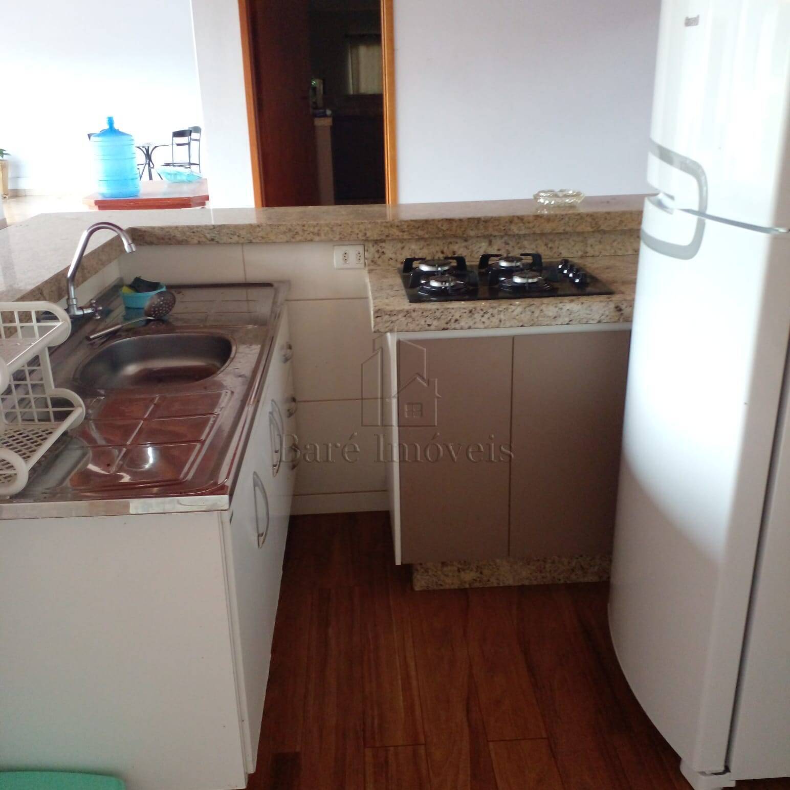 Chácara à venda com 4 quartos, 260m² - Foto 35