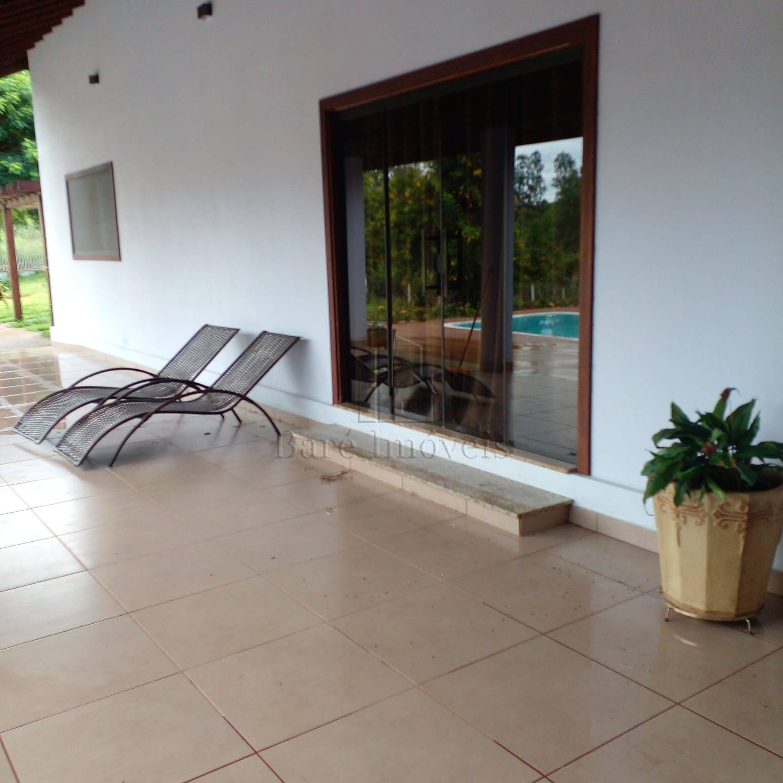 Chácara à venda com 4 quartos, 260m² - Foto 37