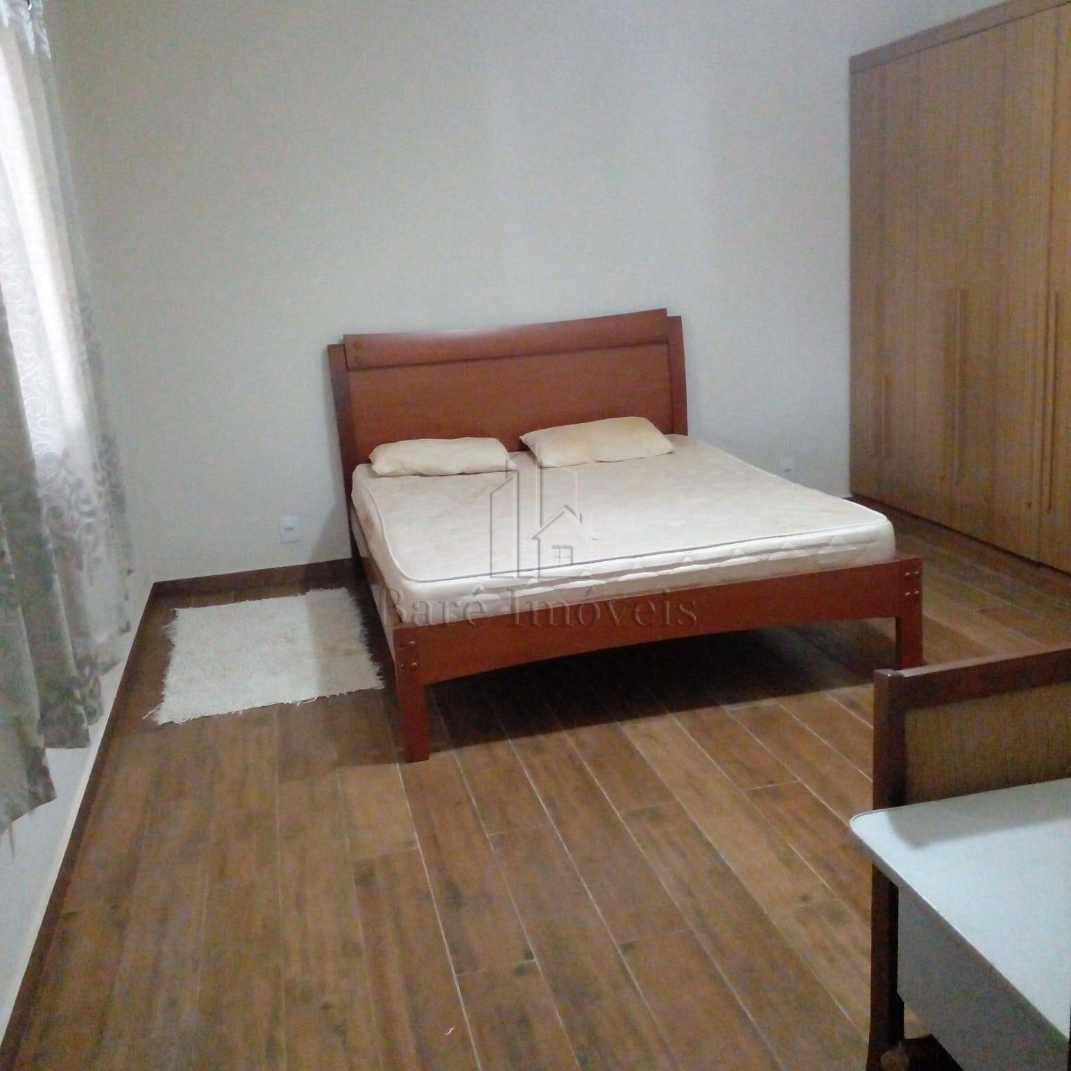 Chácara à venda com 4 quartos, 260m² - Foto 42