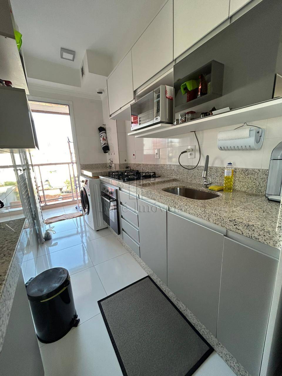 Apartamento à venda com 2 quartos, 57m² - Foto 17
