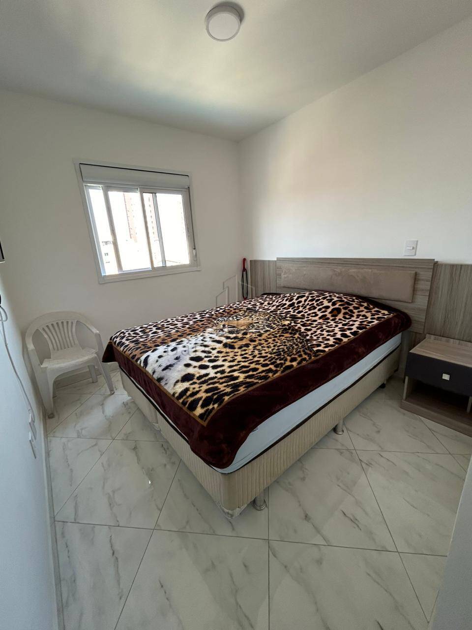 Apartamento à venda com 2 quartos, 57m² - Foto 18