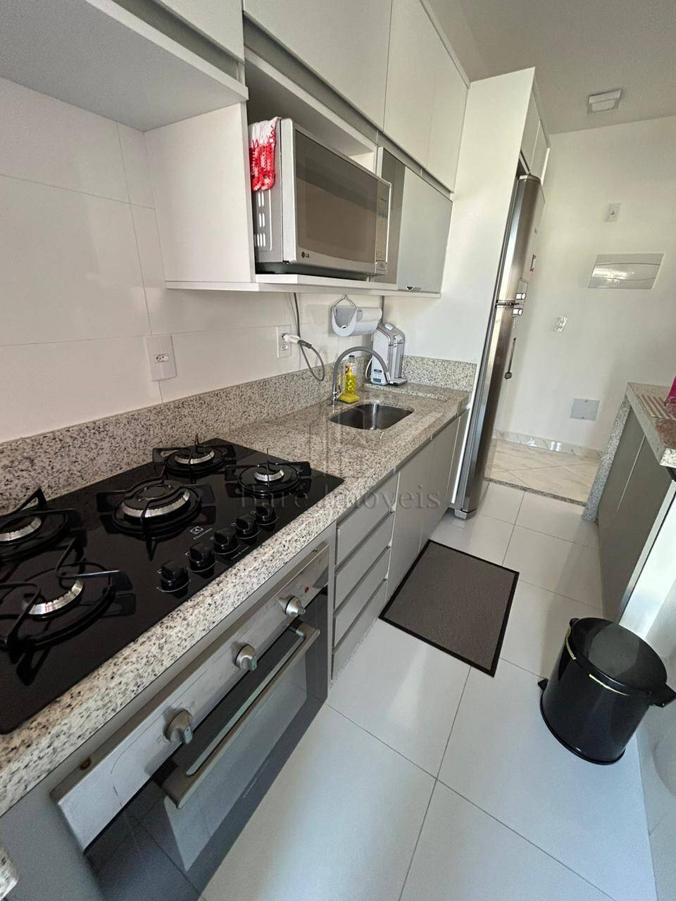 Apartamento à venda com 2 quartos, 57m² - Foto 21