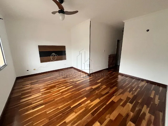 Apartamento à venda com 3 quartos, 84m² - Foto 1