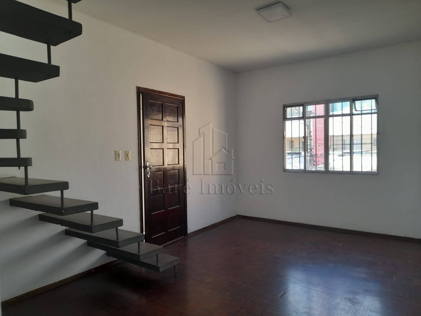 Casa à venda com 3 quartos, 125m² - Foto 26