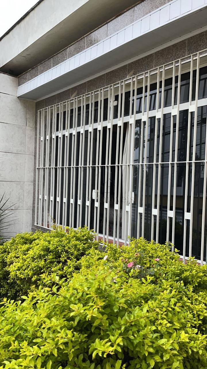 Casa, 4 quartos, 194 m² - Foto 2