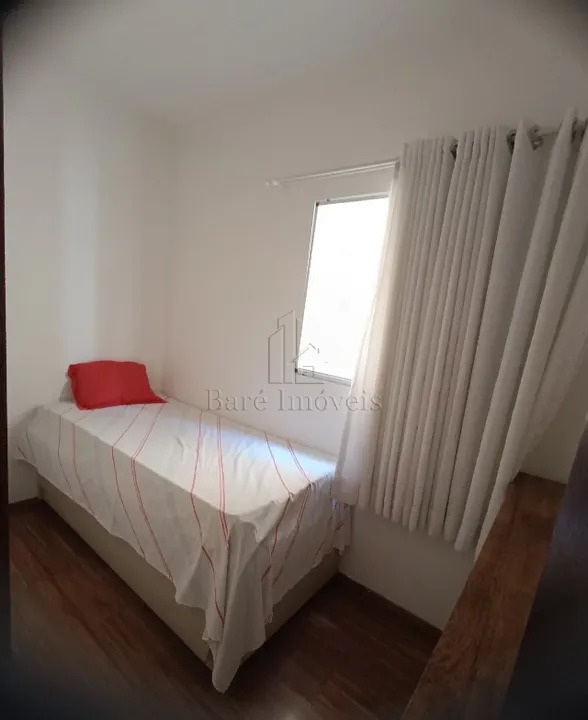 Apartamento à venda com 3 quartos, 140m² - Foto 3