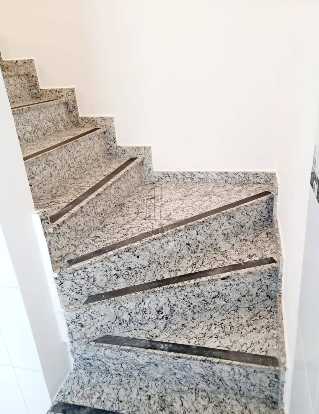 Apartamento à venda com 2 quartos, 104m² - Foto 13