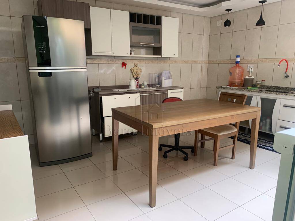 Sobrado, 3 quartos, 210 m² - Foto 8