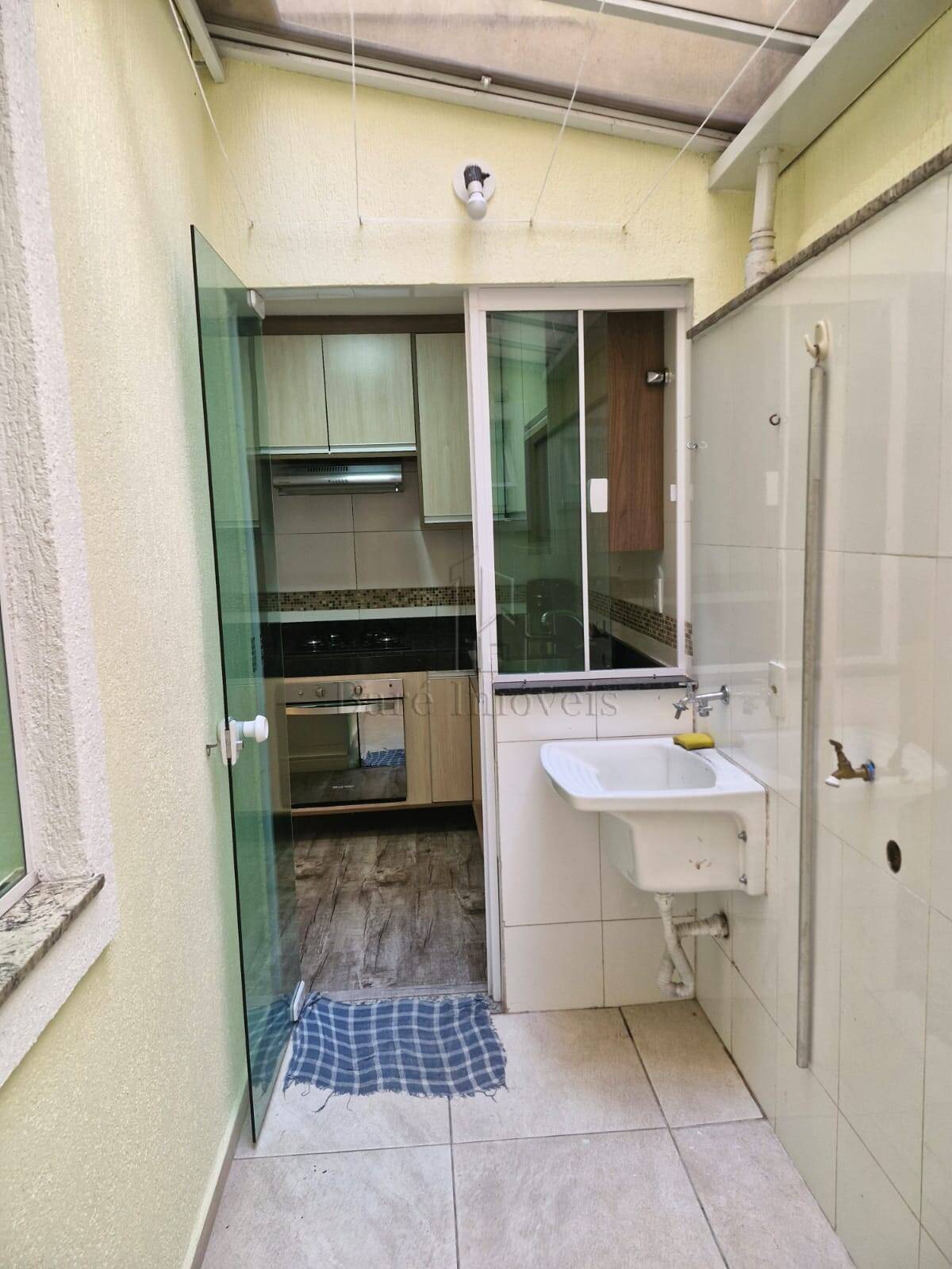 Apartamento para alugar com 2 quartos, 53m² - Foto 15