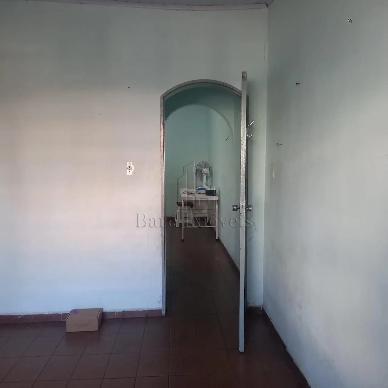 Casa à venda com 2 quartos, 82m² - Foto 2