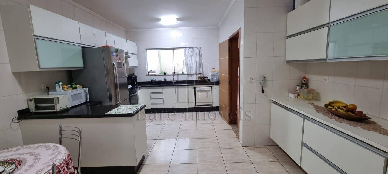 Sobrado, 3 quartos, 203 m² - Foto 11