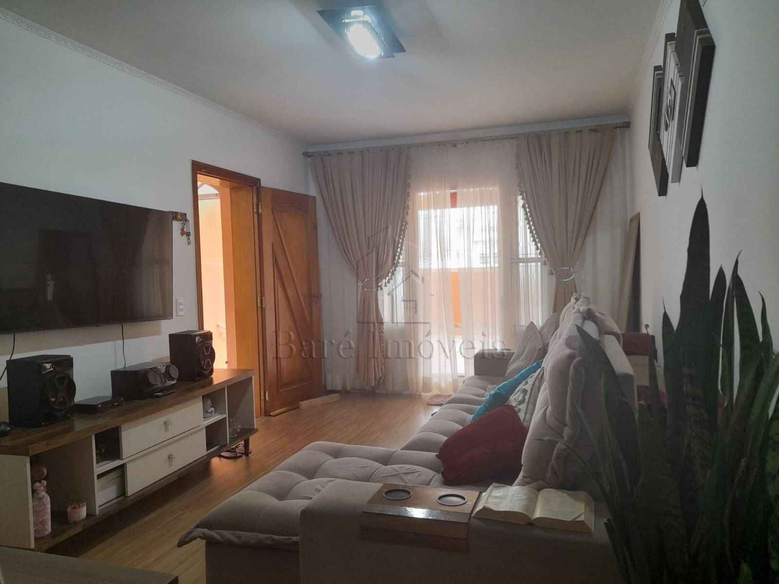 Casa, 2 quartos, 100 m² - Foto 1