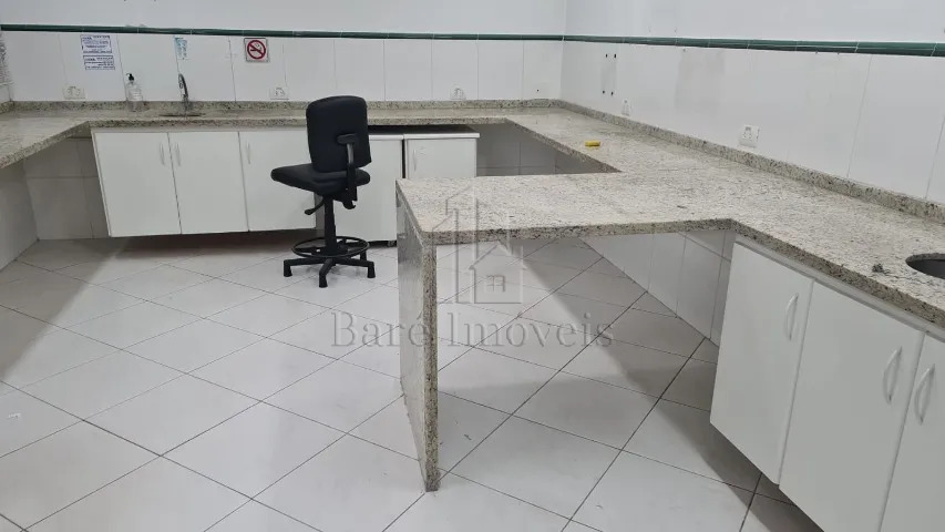 Prédio Inteiro à venda, 210m² - Foto 9