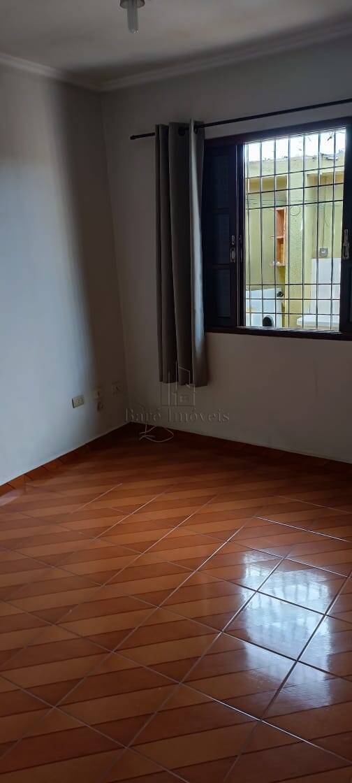 Casa à venda com 3 quartos, 130m² - Foto 4