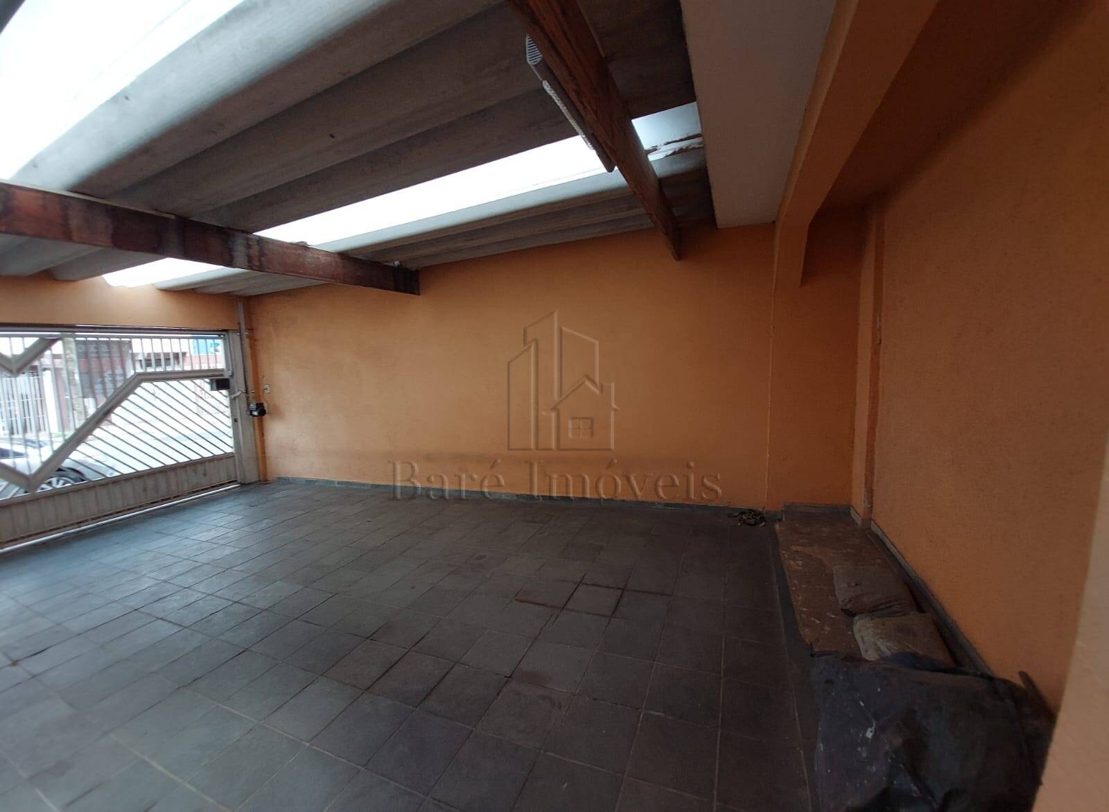 Sobrado à venda com 3 quartos, 240m² - Foto 2