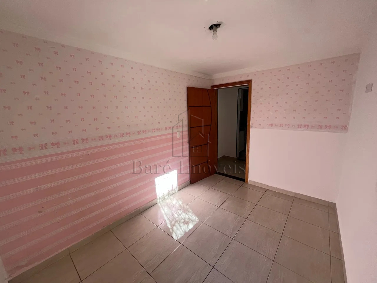Apartamento à venda com 2 quartos, 57m² - Foto 2