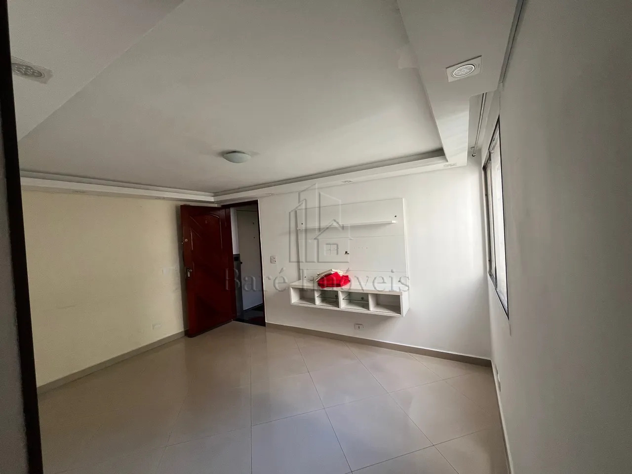 Apartamento à venda com 2 quartos, 57m² - Foto 1