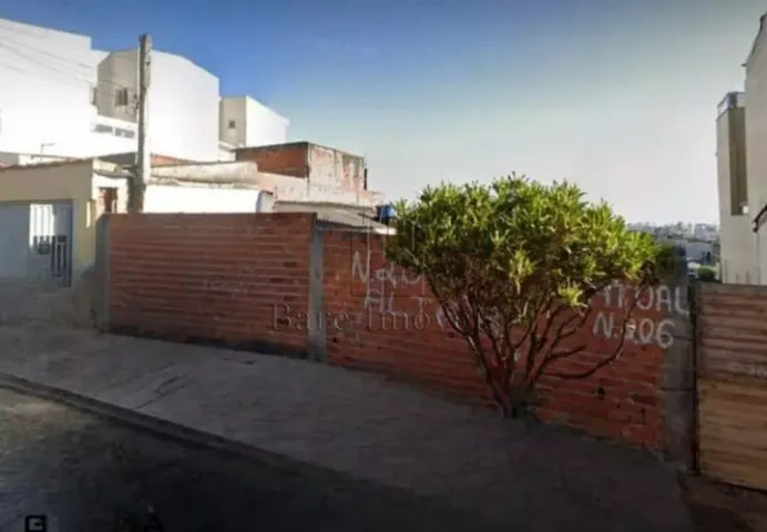 Terreno à venda, 300m² - Foto 1