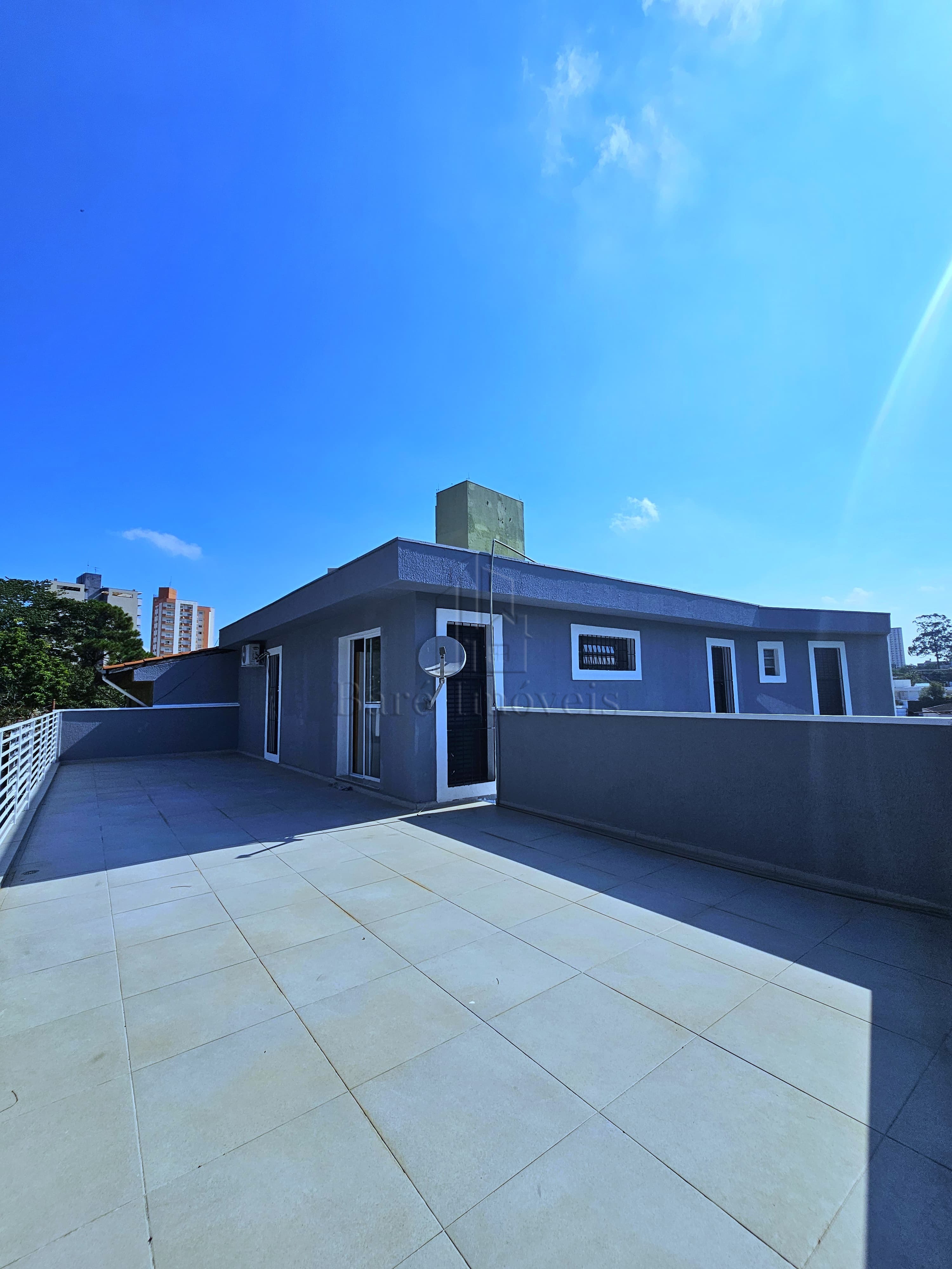 Sobrado, 6 quartos, 280 m² - Foto 1