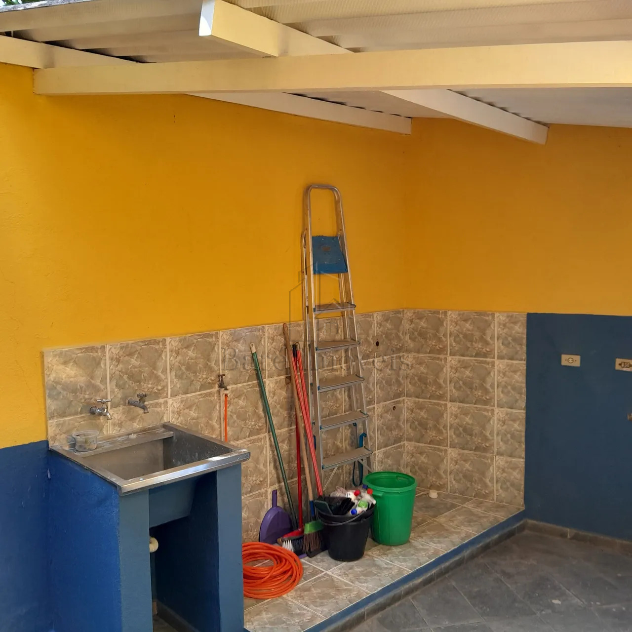 Casa para alugar com 3 quartos, 130m² - Foto 3