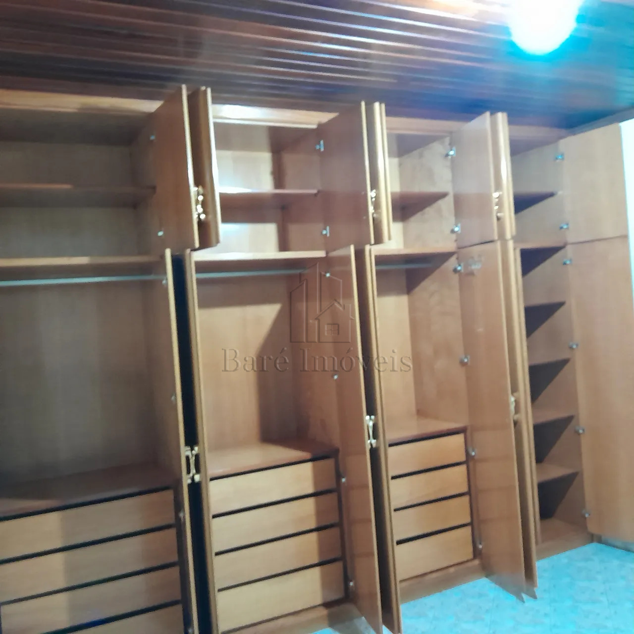 Casa para alugar com 3 quartos, 130m² - Foto 9