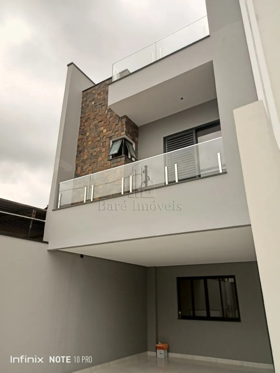 Sobrado, 3 quartos, 240 m² - Foto 1