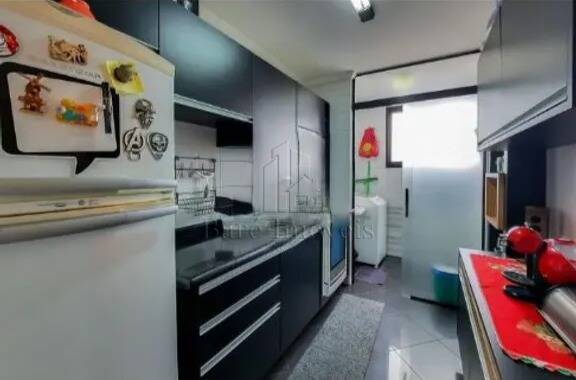 Apartamento à venda com 3 quartos, 80m² - Foto 3