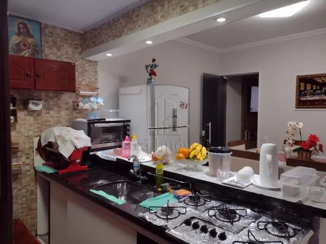 Sobrado à venda com 4 quartos, 127m² - Foto 2