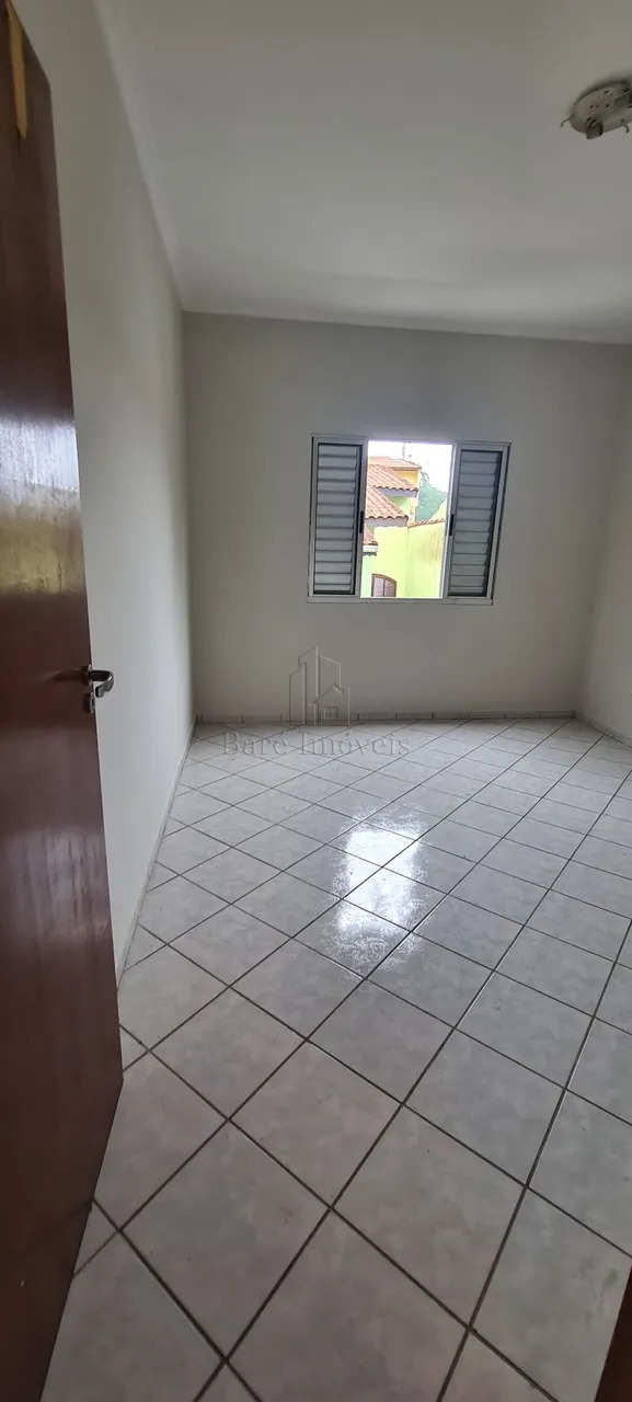 Sobrado à venda com 3 quartos, 248m² - Foto 4