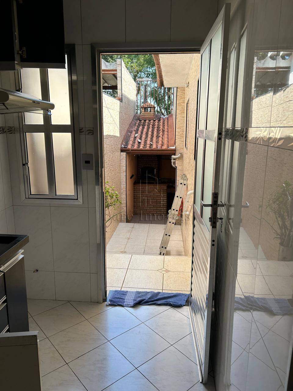 Casa, 2 quartos, 150 m² - Foto 1