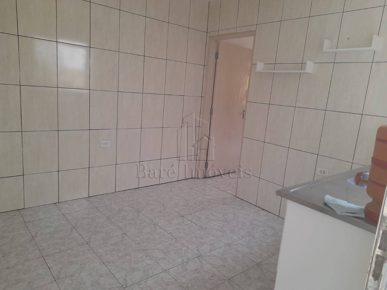 Casa para alugar com 2 quartos, 80m² - Foto 12
