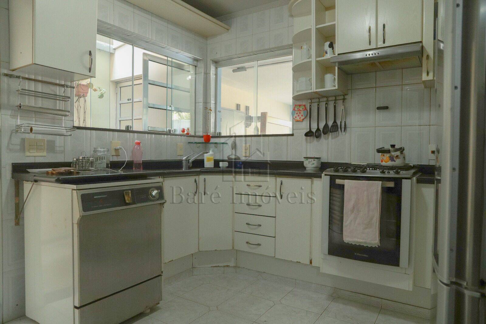 Sobrado, 4 quartos, 326 m² - Foto 25