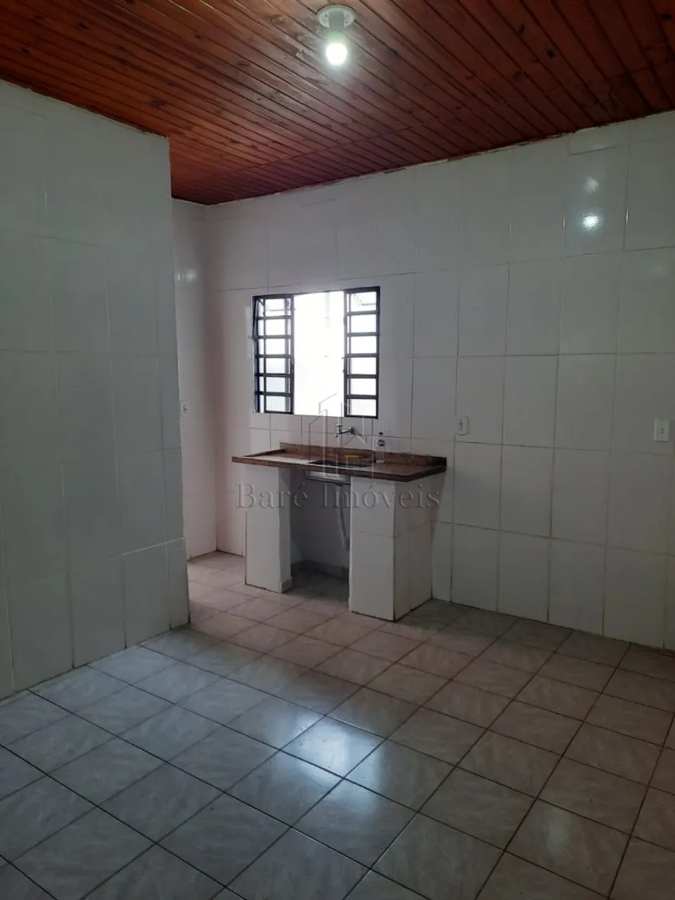 Casa à venda com 4 quartos, 242m² - Foto 4