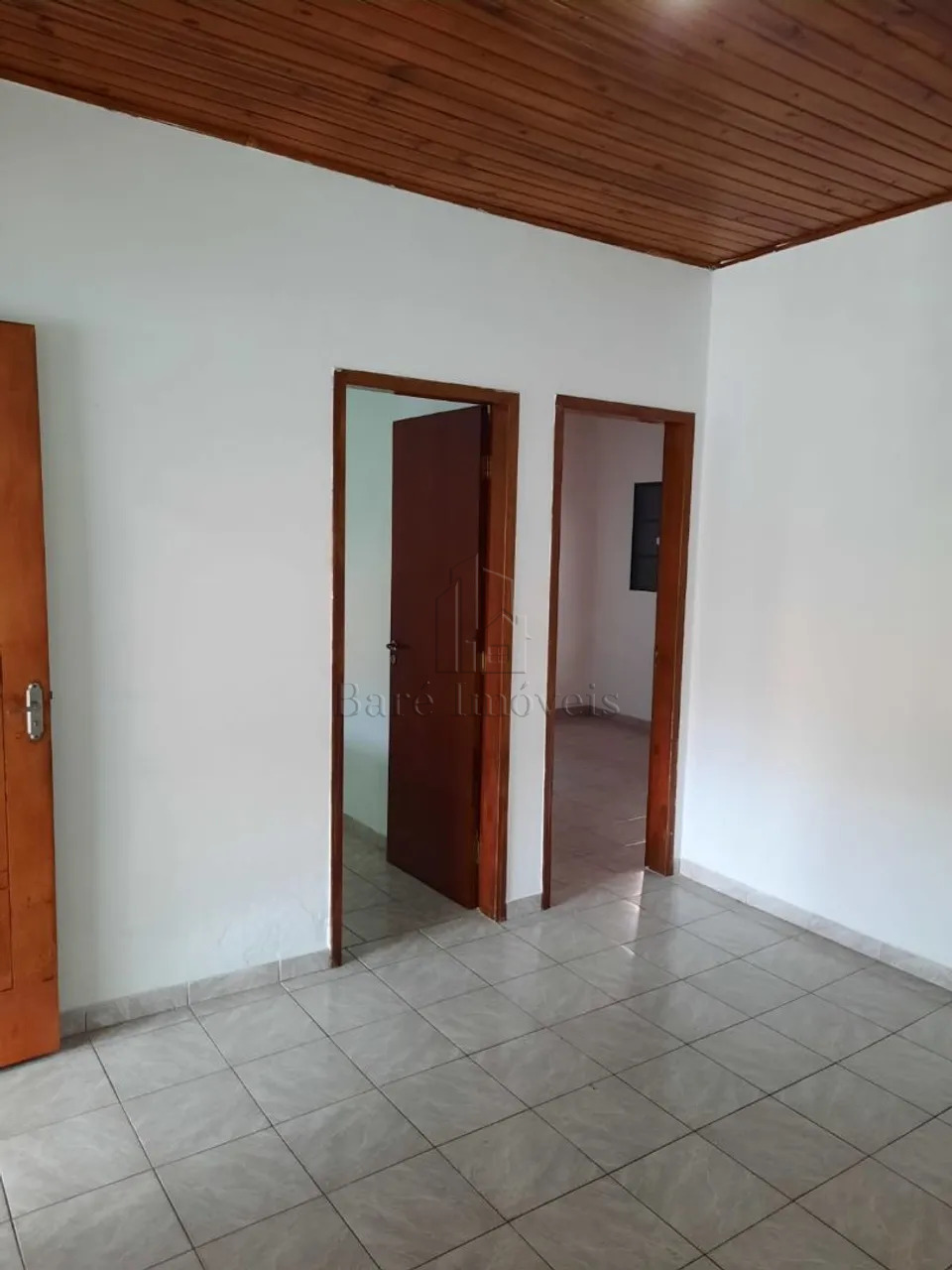 Casa à venda com 4 quartos, 242m² - Foto 3