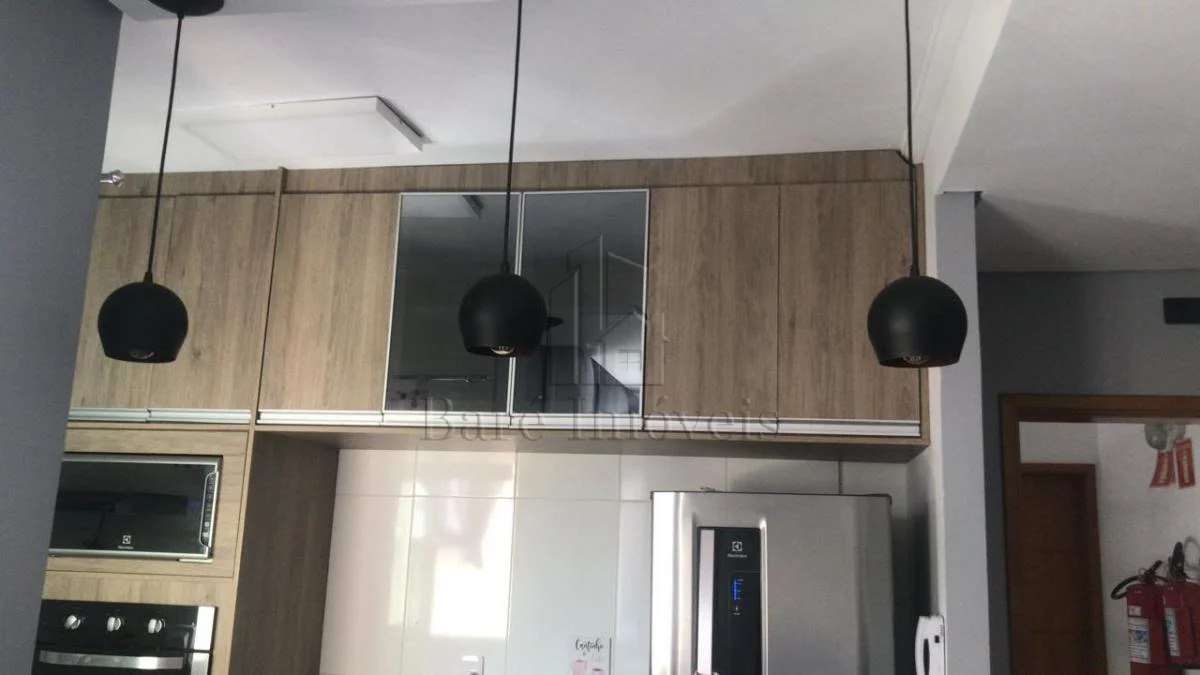 Apartamento à venda com 2 quartos, 100m² - Foto 2