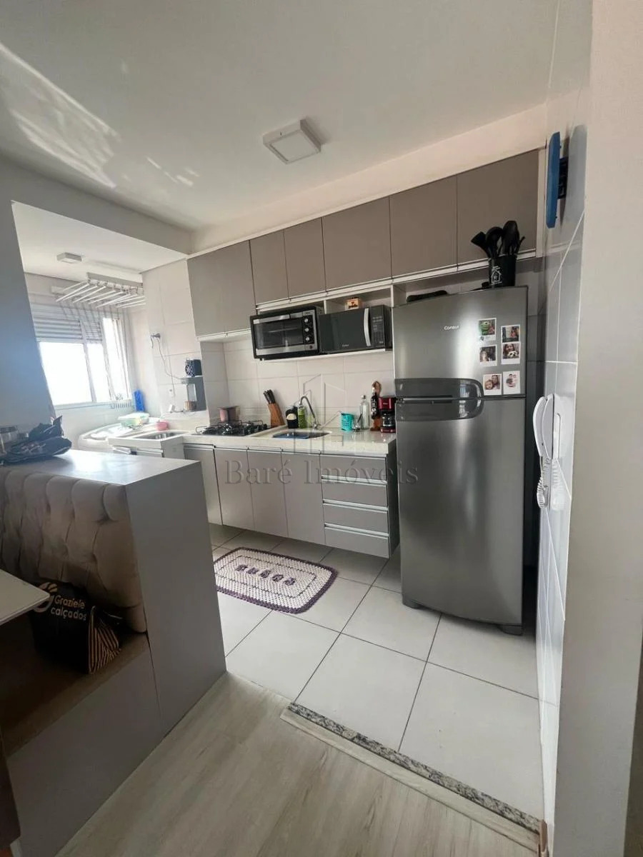 Apartamento à venda com 2 quartos, 45m² - Foto 9