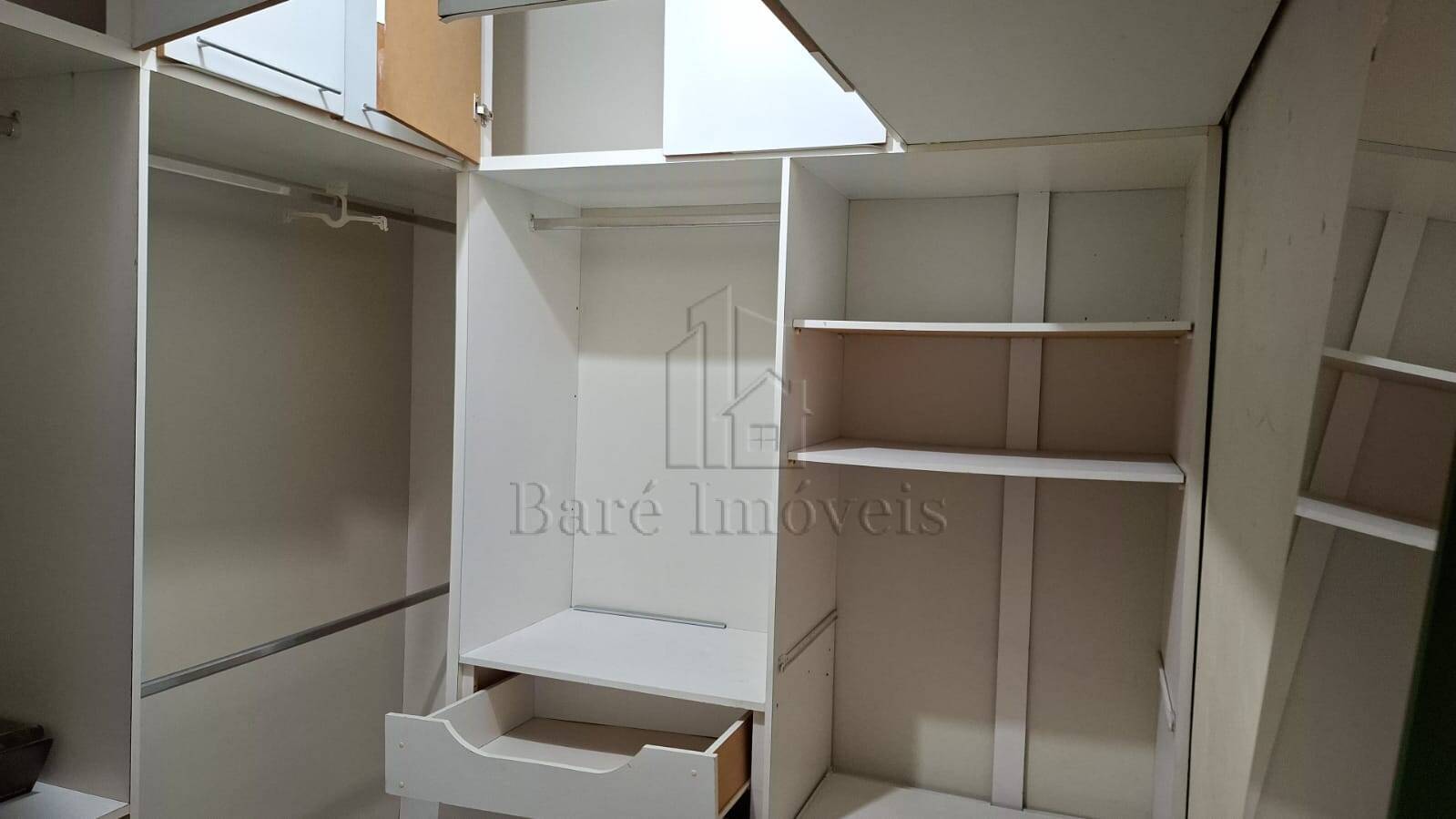 Sobrado para alugar com 3 quartos, 250m² - Foto 27