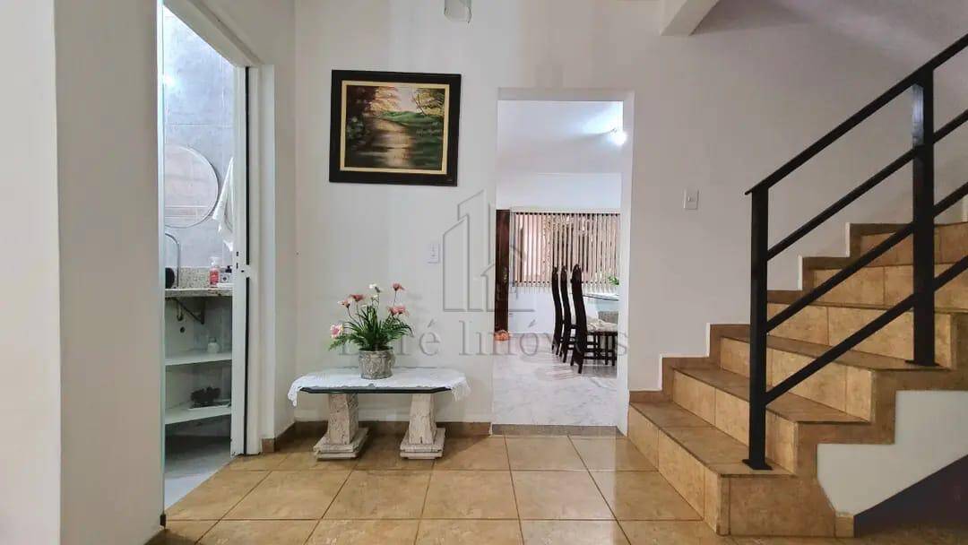 Sobrado à venda com 3 quartos, 245m² - Foto 15