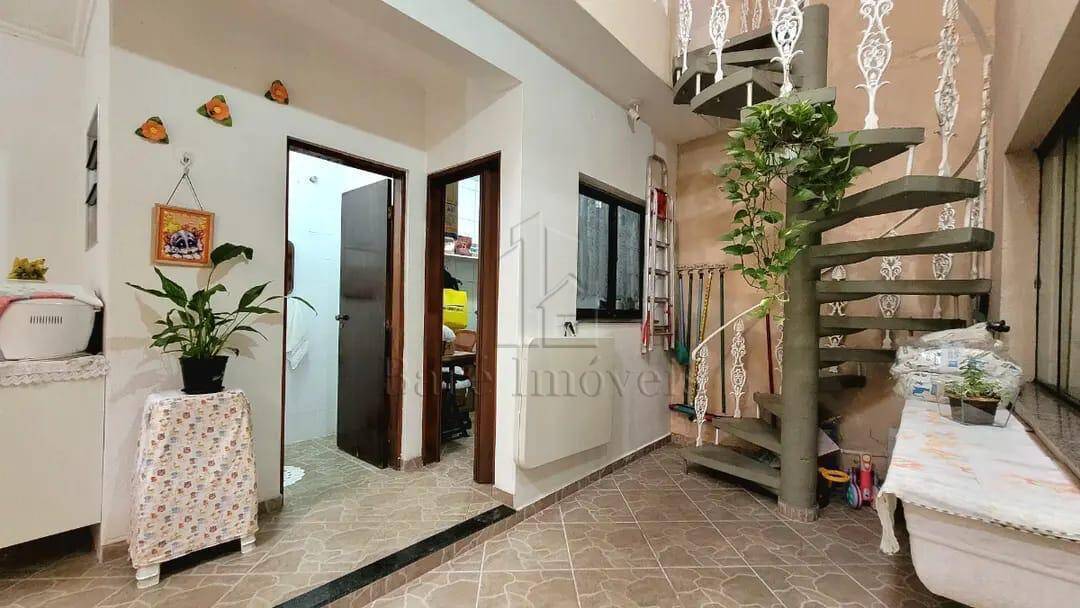 Sobrado à venda com 3 quartos, 245m² - Foto 25