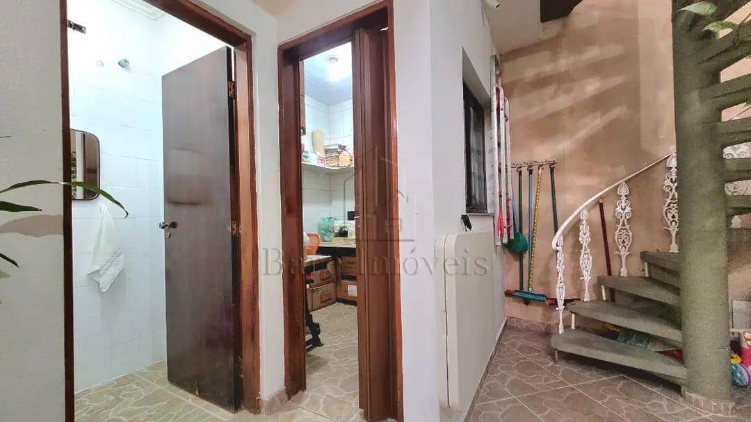 Sobrado à venda com 3 quartos, 245m² - Foto 31
