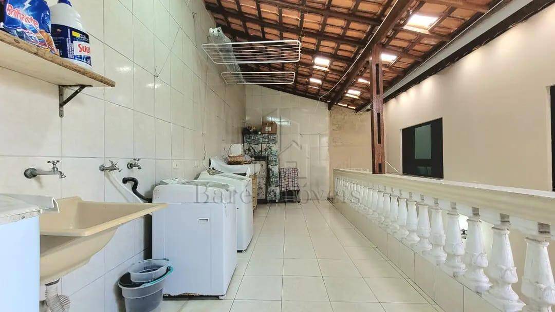 Sobrado à venda com 3 quartos, 245m² - Foto 41