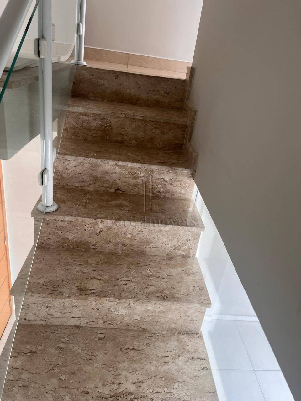 Apartamento à venda com 2 quartos, 98m² - Foto 2