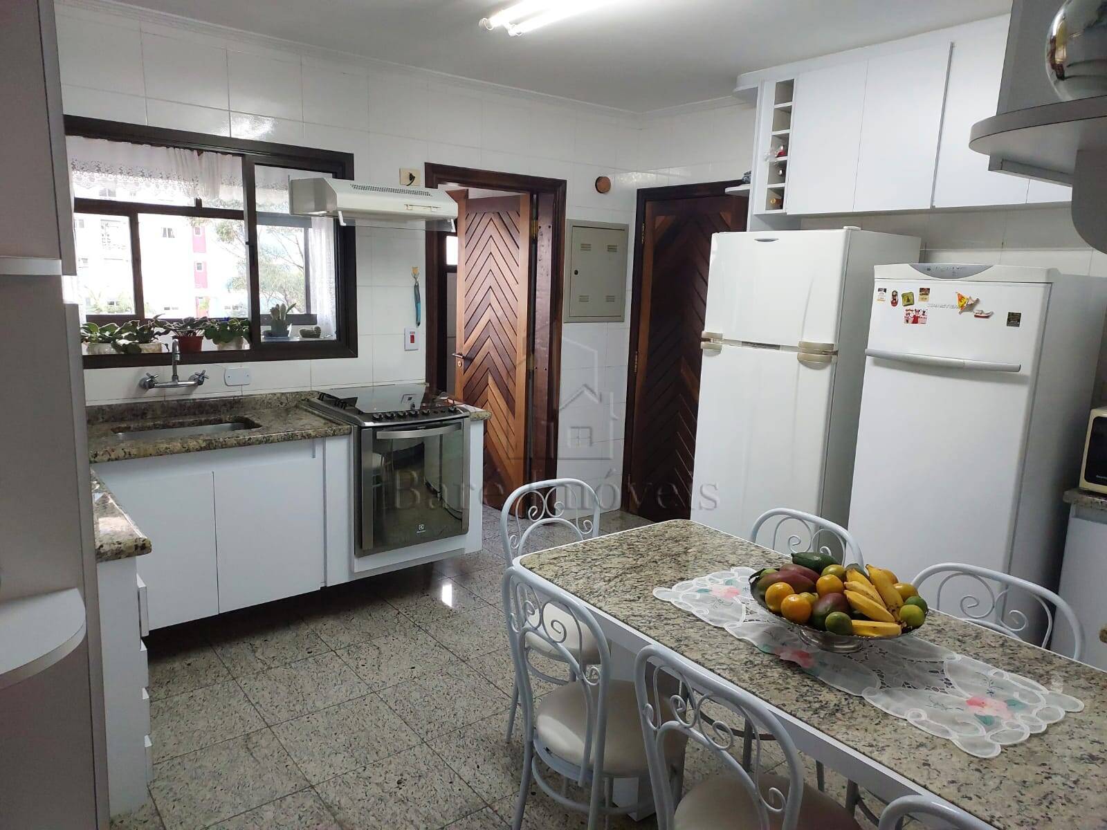 Apartamento, 3 quartos, 170 m² - Foto 32