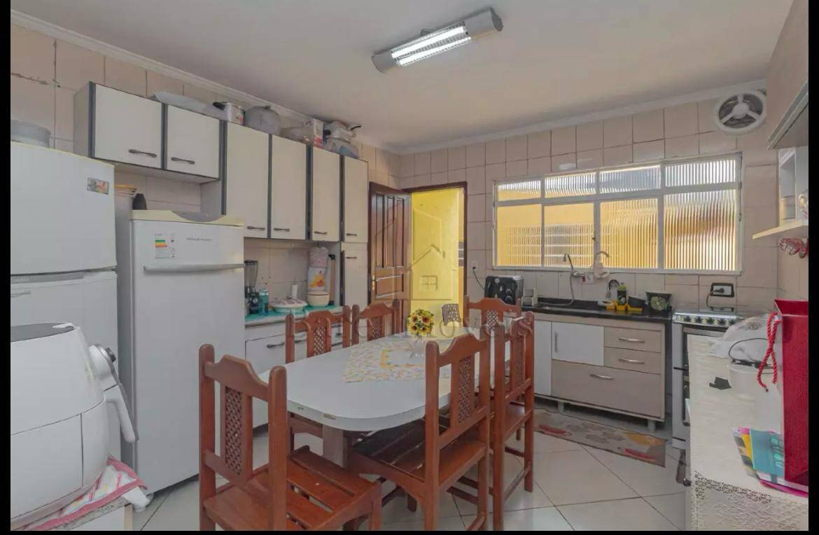 Sobrado, 3 quartos, 139 m² - Foto 2