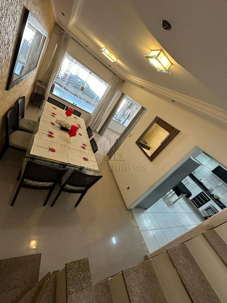 Sobrado à venda com 5 quartos, 295m² - Foto 2