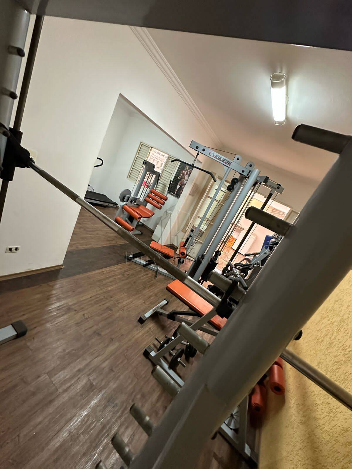 Sobrado à venda com 5 quartos, 295m² - Foto 43