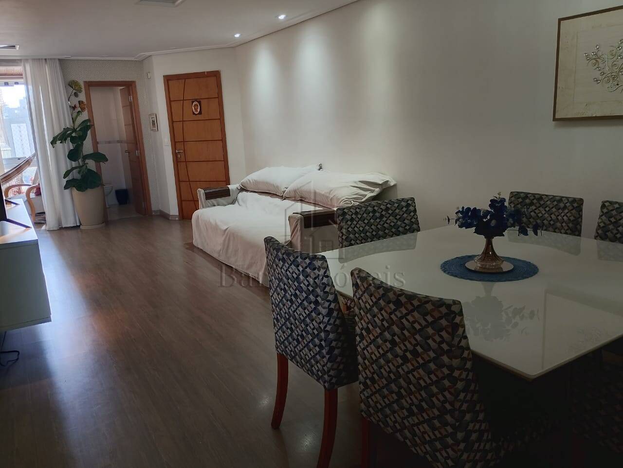 Apartamento, 3 quartos, 138 m² - Foto 1