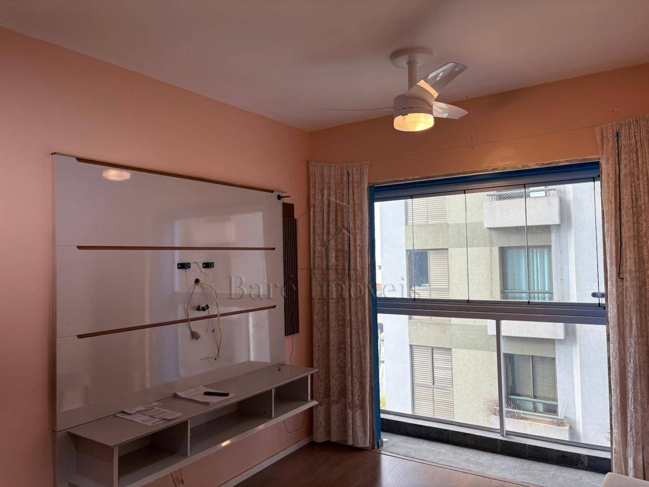Apartamento à venda com 2 quartos, 60m² - Foto 3